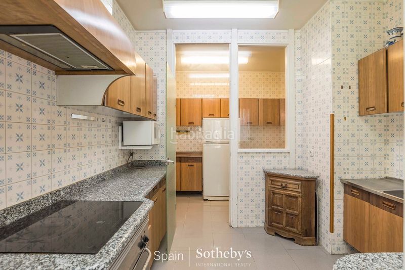 Foto e795d1e6-99fb-4e77-8962-ca9a358718fd. Apartament amb calefacció aparcament piscina a Aravaca Madrid