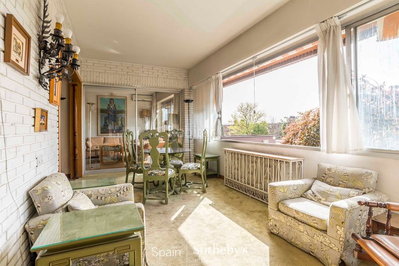 Foto e9e47398-703a-42c7-91d0-2b0397a3fc43. Apartament amb calefacció aparcament piscina a Aravaca Madrid