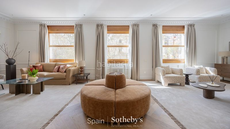 Foto 7b82e3d3-b49a-44eb-a438-96ed76a76472. Apartament amb calefacció a Castellana Madrid
