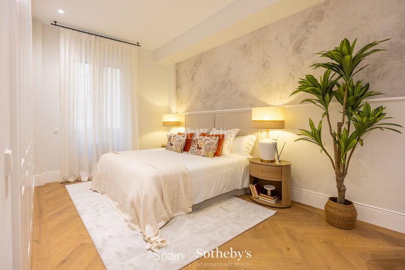 Foto 8a2a9741-58b0-4e1a-a0ad-f0de2bd25bb1. Apartament amb calefacció a Castellana Madrid