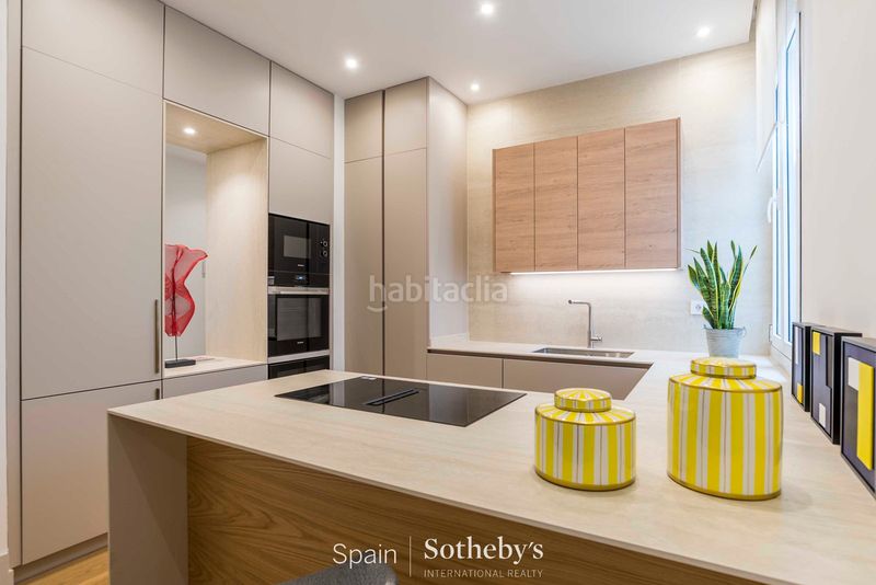 Foto edff7021-7cf7-40e1-b401-a18dd711ff8b. Apartament amb calefacció a Justicia-Chueca Madrid