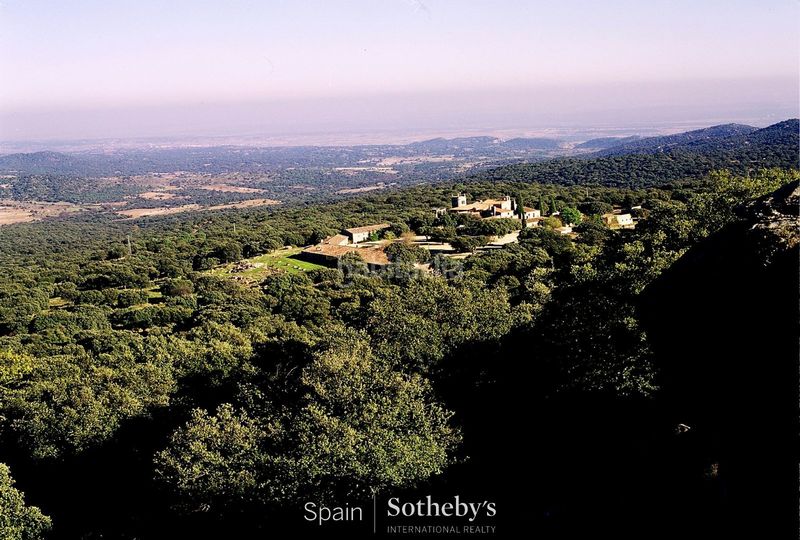 Foto 932c36bd-3931-48eb-b91c-03fbfc86150d. Terreny residencial a Cenicientos