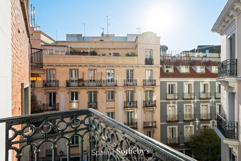 Foto 27ff9762-a272-407c-aced-cfd272c1e6bb. Apartament amb calefacció a Justicia-Chueca Madrid