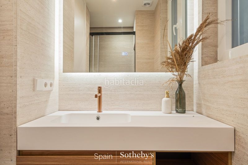 Foto ede391cd-5dc4-4fd1-907b-01dddaa68ea0. Apartament amb calefacció a Trafalgar Madrid