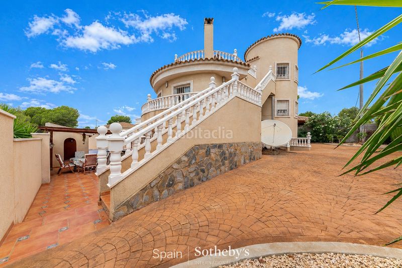 Foto 51c44e22-d30a-45a0-8f83-97cef93fa18a. Casa amb calefacció aparcament piscina a El Pinar de Campoverde Pilar de la Horadada