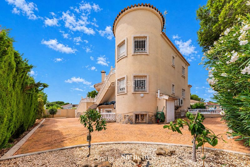 Foto e22befa1-3935-47fa-8d9e-7297b0f6f552. Casa amb calefacció aparcament piscina a El Pinar de Campoverde Pilar de la Horadada