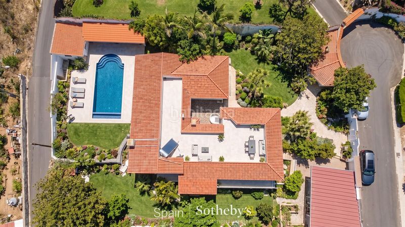 Foto 2819a794-f7ec-4be5-9bfa-ef1785777800. Casa amb aparcament piscina a El Durazno Orotava (La)