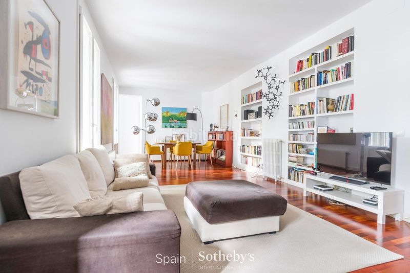 Foto f80b73d9-e4fc-4e5b-9319-0a68a8e606a0. Apartament a Recoletos Madrid