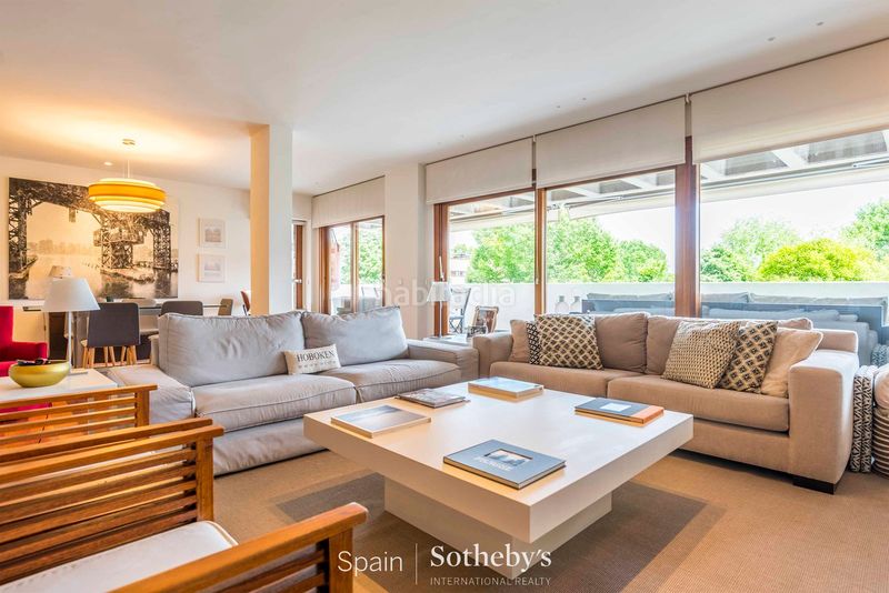 Foto d5953b4d-874a-49b6-93c4-9c766748b623. Apartament amb calefacció aparcament piscina a Encinar de los Reyes La Moraleja