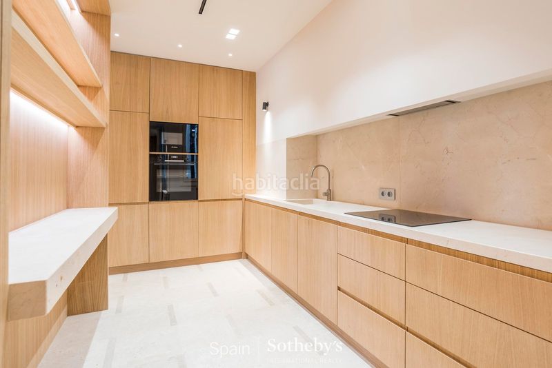 Foto 185c04aa-f3fd-44d8-8f74-9384c95d7077. Apartament amb calefacció a Justicia-Chueca Madrid