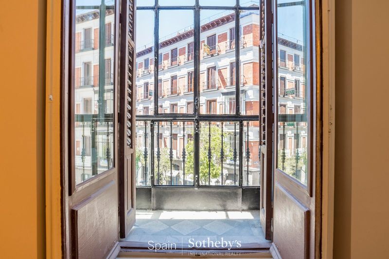 Foto 43e8a23f-523a-468f-96af-41eda4c8326a. Apartament amb calefacció a Justicia-Chueca Madrid