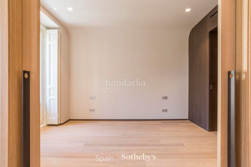 Foto a52314ed-8120-4d46-bc0a-da0049137ae9. Apartament amb calefacció a Justicia-Chueca Madrid
