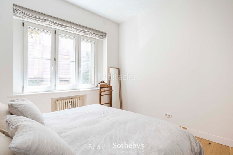 Foto e6e5139b-a7b6-4adf-b1ca-b0683f0a511b. Apartament amb calefacció aparcament a Ríos Rosas-Nuevos Ministerios Madrid
