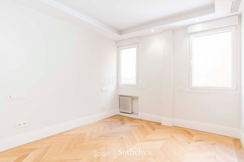 Foto 94cbda3b-b0ef-4dea-a3ae-ae4b8f382d26. Apartament amb calefacció aparcament a Gaztambide Madrid