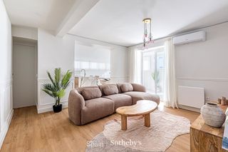 Dachwohnung  Calle de la santísima trinidad. Ático reformado en chamberí