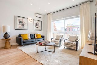 Miete Appartement  Calle de bravo murillo. Piso contemporáneo en alquiler en chamberí