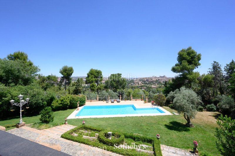 Foto 0493bd43-7509-4d12-b1a2-4e7e8b8c60ac. Casa amb calefacció aparcament piscina a Los Cigarrales-La Bastida Toledo