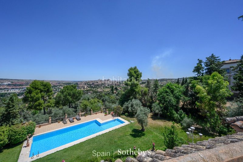 Foto 166907a2-b3b3-4cb8-a6a0-29265c68cd3f. Casa amb calefacció aparcament piscina a Los Cigarrales-La Bastida Toledo