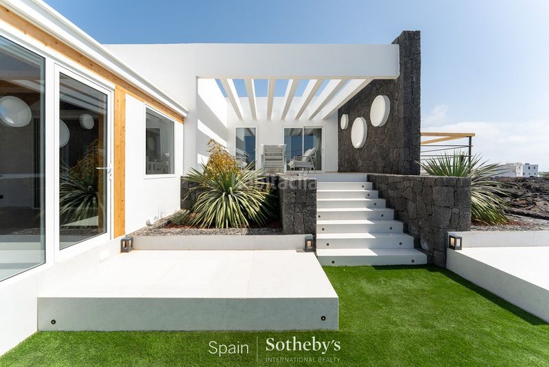 Foto d4efddbf-fcf0-4de1-a49b-044ff44108fc. Casa amb aparcament piscina a Tahiche Teguise
