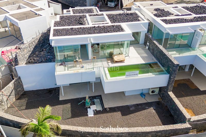 Foto e96a1485-2159-475a-98ba-ad57387aa003. Casa amb aparcament piscina a La Caldera Adeje
