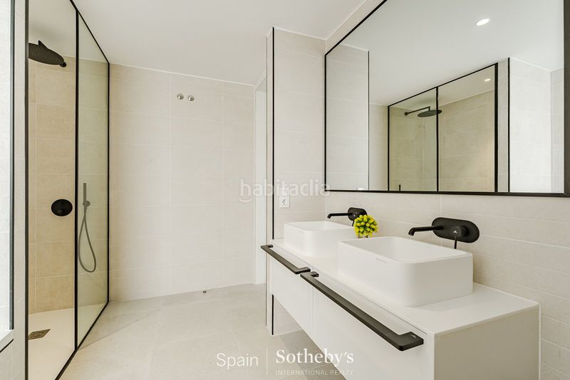 Foto b7d19531-5322-44d8-9ac5-567a3435e9b8. Casa amb calefacció aparcament piscina a Callao Salvaje - Playa Paraíso Adeje