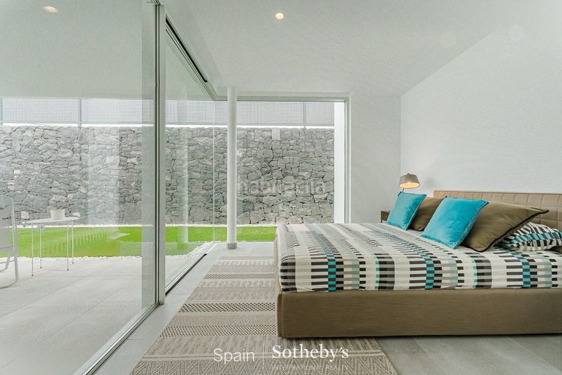 Foto d454d5a8-852d-4397-8fe9-306c636ee8ac. Casa amb calefacció aparcament piscina a Callao Salvaje - Playa Paraíso Adeje