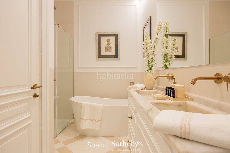 Foto ac68d7a5-0265-44fb-8e8b-357f80915f25. Apartament amb calefacció a Recoletos Madrid