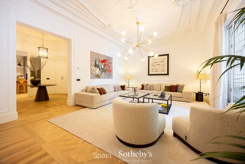 Foto bdea2653-1f98-44a9-969a-e08f84134711. Apartament amb calefacció a Recoletos Madrid
