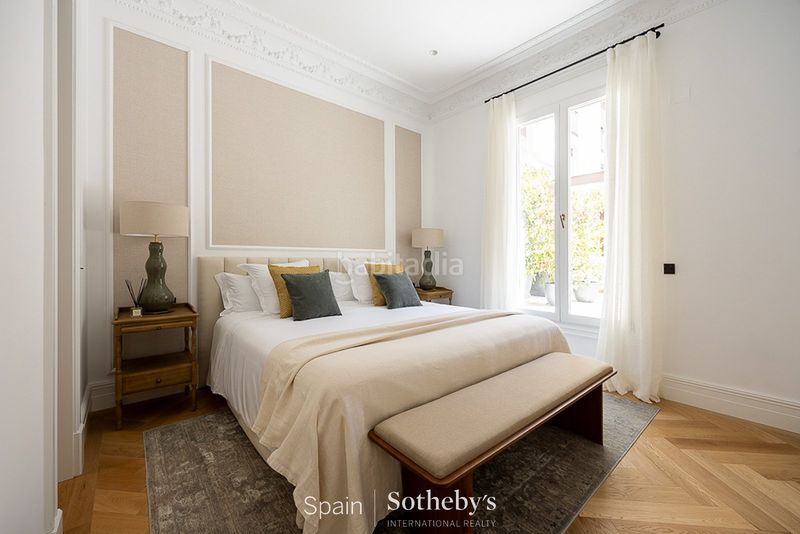 Foto feb2087f-0649-44b8-8a59-77f6d2307a5d. Apartament amb calefacció a Recoletos Madrid