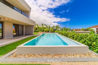 Casa  Calle de los tulipanes. Villa contemporánea con vistas al atlántico