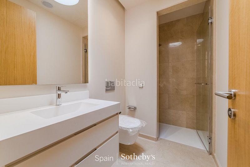 Foto 6b8f48ee-3d75-47a4-824f-2042aa1d01e1. Casa amb calefacció aparcament piscina a El Durazno Orotava (La)