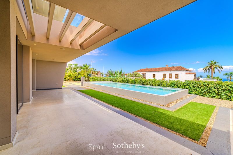 Foto d367f07f-b2da-434e-9a81-a5cf06d48968. Casa amb calefacció aparcament piscina a El Durazno Orotava (La)