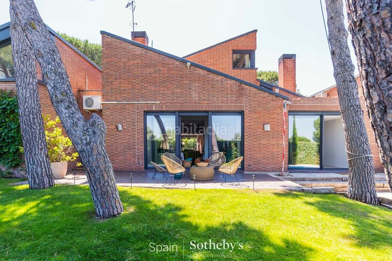 Foto 26b211fa-e714-4e75-a3c8-ee2e696b3219. Casa amb calefacció aparcament piscina a Valdepastores-Las Encinas Boadilla del Monte