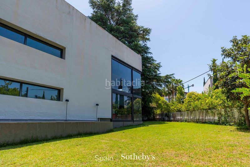 Foto 161358e5-ec39-4f07-a5e5-3005a37d7a4c. Casa amb aparcament piscina a Mirasierra Madrid