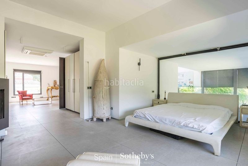 Foto 7102d247-40e9-4242-98a9-77ca7ad49d0c. Casa amb aparcament piscina a Mirasierra Madrid