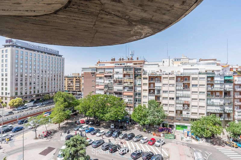 Foto 89b4b8b6-bb08-458f-af00-d1f3bd9de8fe. Apartament amb calefacció piscina a Prosperidad Madrid