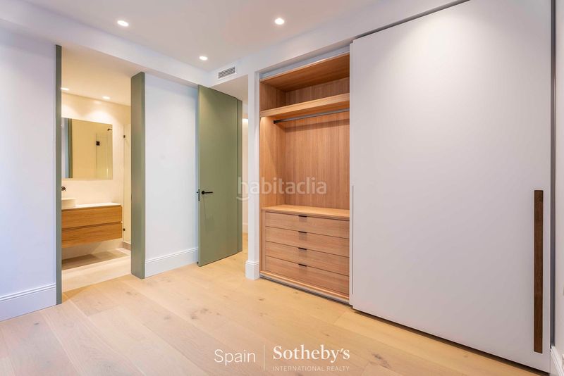 Foto a0bb3f28-9eb9-45ae-b1d3-93fb484676f8. Apartament amb calefacció a Universidad-Malasaña Madrid