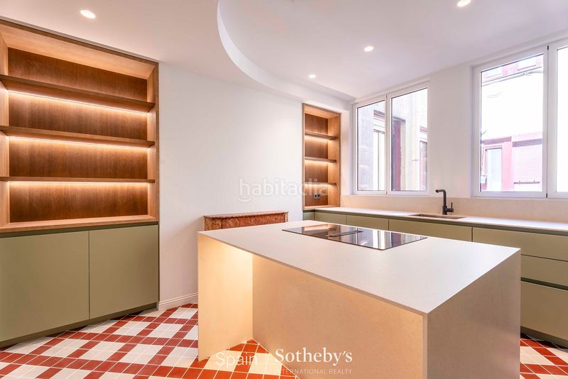 Foto f105f152-eda4-4fdd-b044-84135fd238ab. Apartament amb calefacció a Universidad-Malasaña Madrid