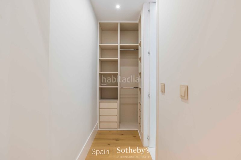 Foto 331e54e4-d5a2-4a4a-8105-37ae17a34ab1. Apartament amb calefacció a Ríos Rosas-Nuevos Ministerios Madrid