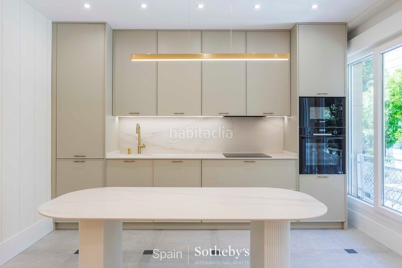 Foto a31b1f61-0a57-4e8f-bb38-79f304a76af2. Apartament amb calefacció a Ríos Rosas-Nuevos Ministerios Madrid
