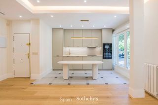 Apartament a Calle de Ponzano