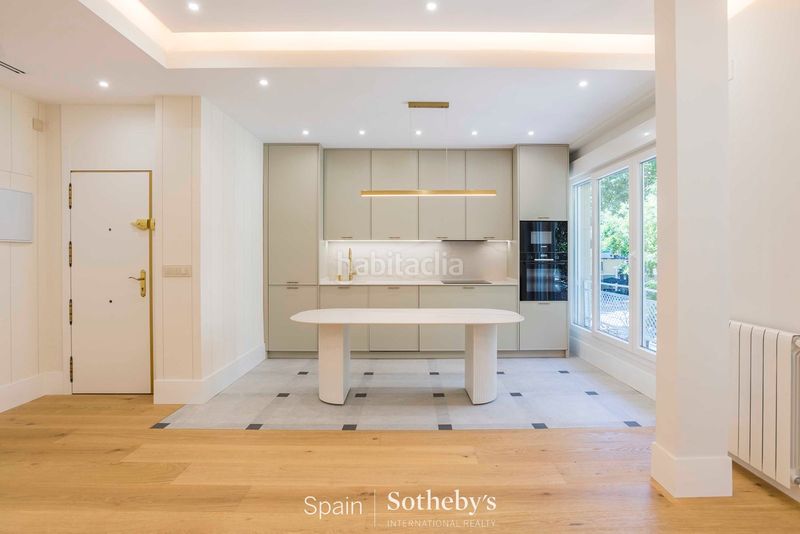 Foto f8038120-b3f3-4d3f-ad15-cb729a8d78d4. Apartament amb calefacció a Ríos Rosas-Nuevos Ministerios Madrid