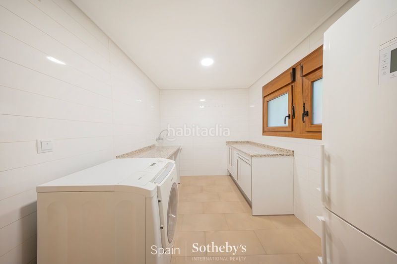 Foto 3e045000-52db-4c26-a61c-eeebbeaffe1a. Lloguer casa amb calefacció aparcament piscina a Madrid