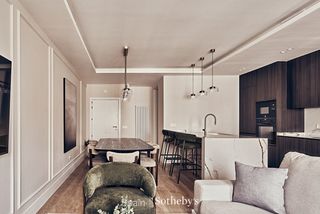 Apartament  Calle de narváez. Piso renovado en barrio de ibiza, madrid