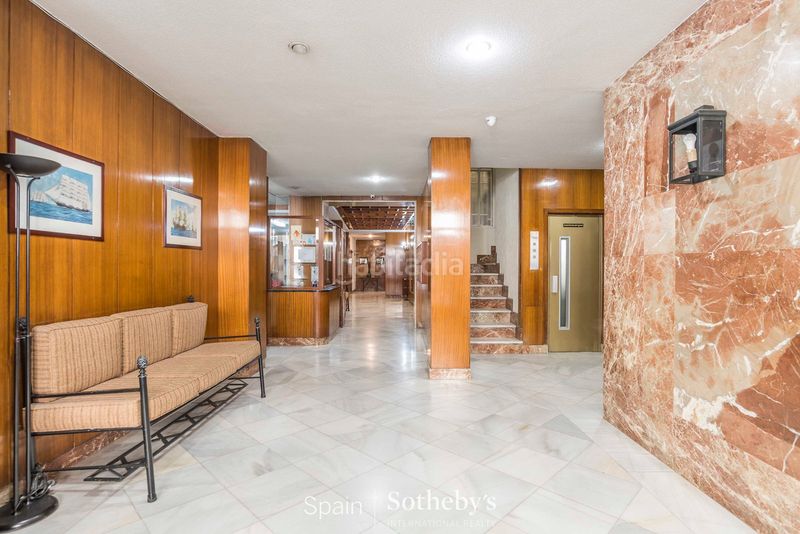 Foto 4c6b8613-b9b6-4a7c-a9b2-00c72554df5d. Apartament amb calefacció a Almagro Madrid