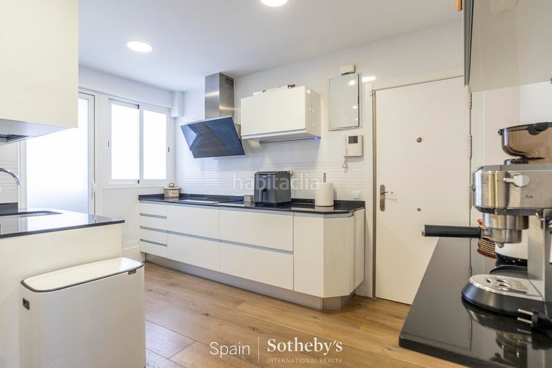 Foto a517019b-ef4f-41cd-92fb-b41a3037eb5a. Apartament amb calefacció a Almagro Madrid