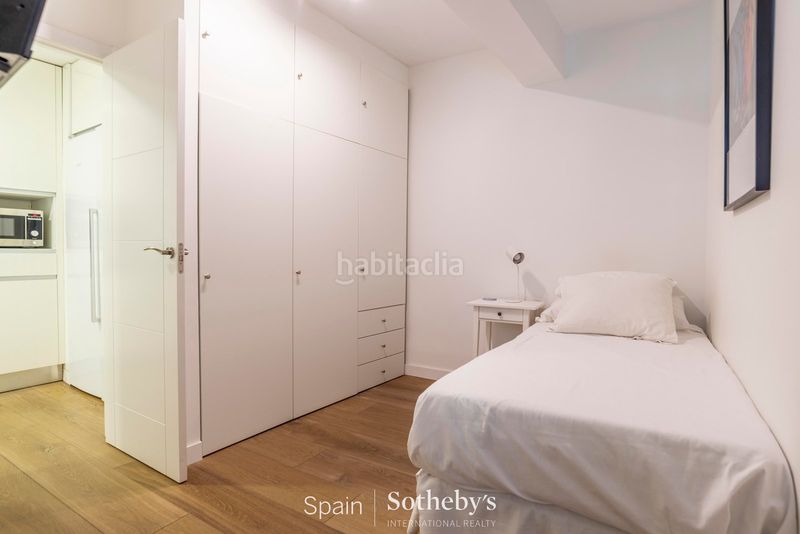 Foto b132bf8e-a116-4853-869c-6e7082b30506. Apartament amb calefacció a Almagro Madrid