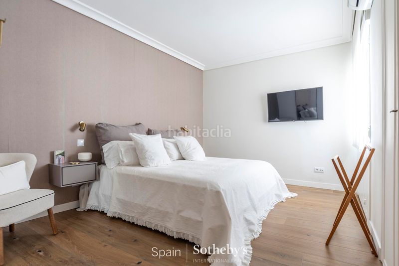 Foto c39ac9ba-ea5f-4165-ab09-94cc50022d65. Apartament amb calefacció a Almagro Madrid