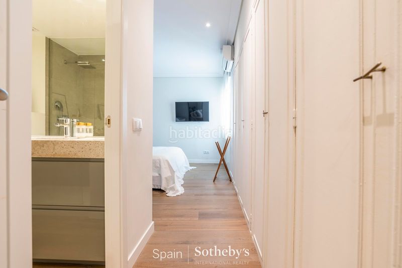 Foto d2dd8363-942a-4f85-b163-941d183c0efb. Apartament amb calefacció a Almagro Madrid