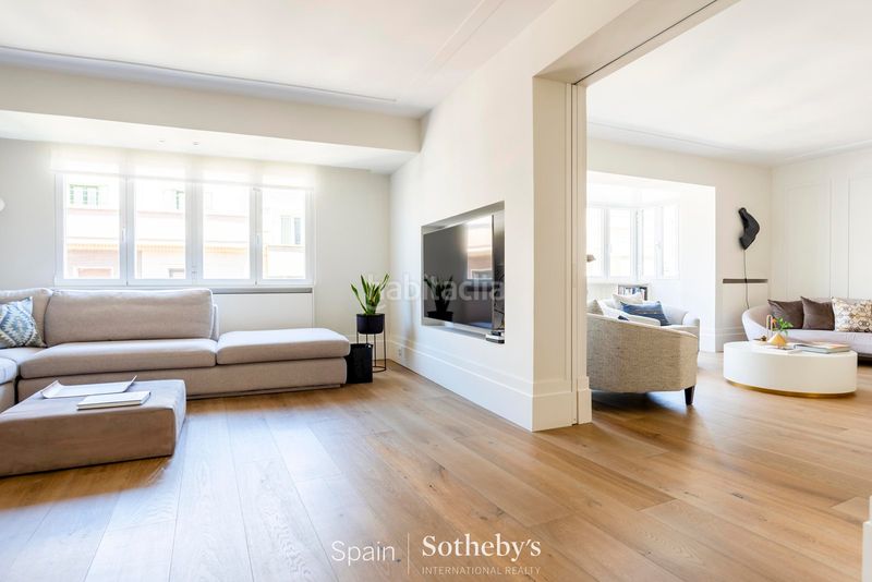 Foto e0c7cb8c-1b88-4f81-9332-258761c83275. Apartament amb calefacció a Almagro Madrid